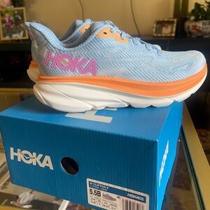 Hoka Clifton 9 Women’s Shoes